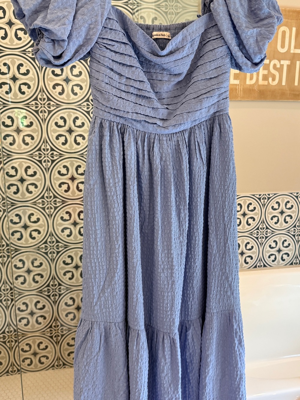 Abercrombie & Fitch Light Blue Textured Puff-Sleeve Midi Dress